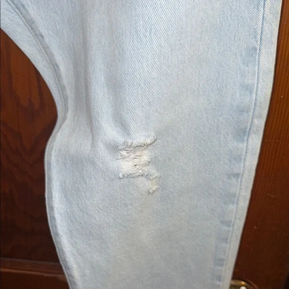 Levi's Women’s 501 Skinny Light Denim Jeans - Picture 5 of 13